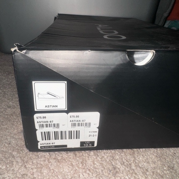 Black and Gray Sneakers - Picture 6 of 7